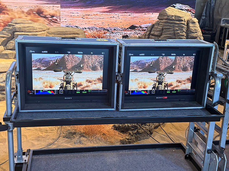 三自由度驾驶模拟平台影视应用